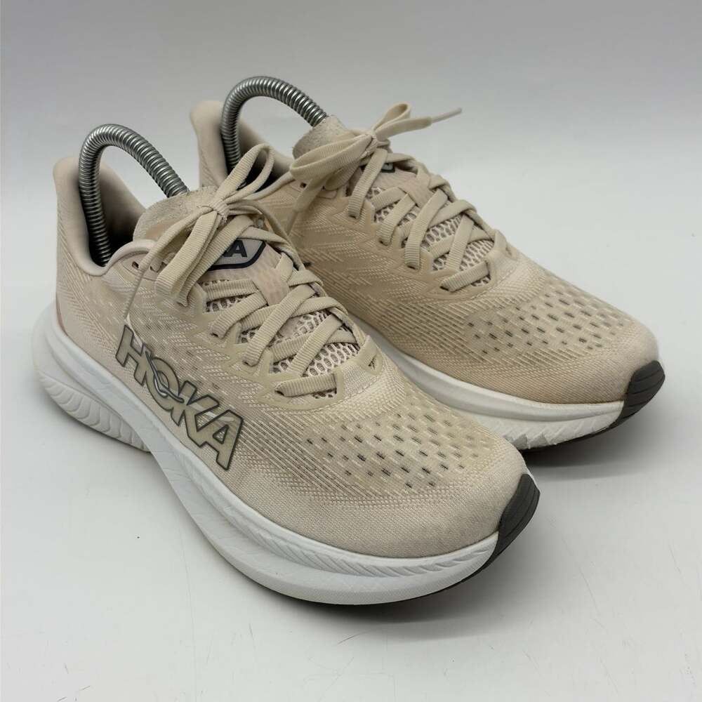 Hoka One One Mach 6 Beige Mesh Athletic Running Shoes Sneakers Women's Size 7B
